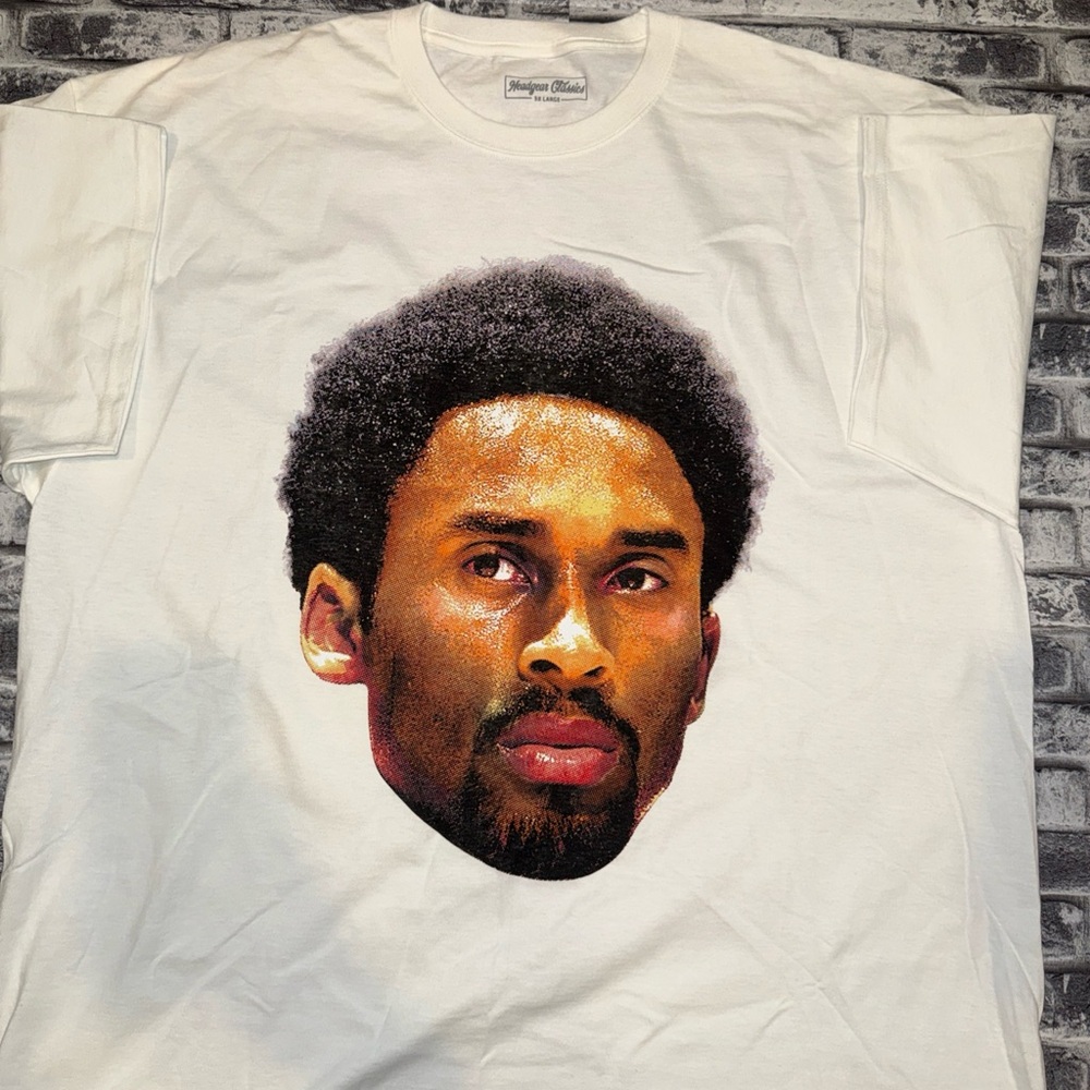 Kobe Bryant Big Face Headgear Classics Men’s Size 3XL T-shirt White NWOT